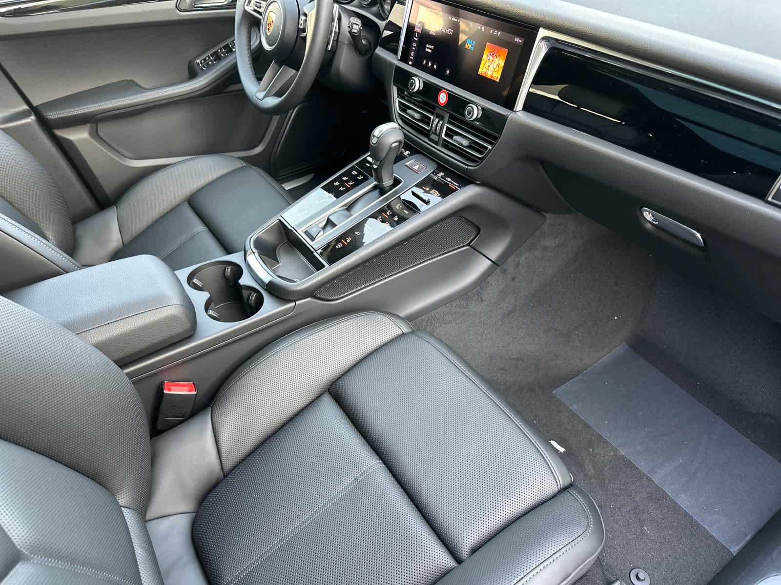 New 2026 Porsche Macan S AWD/4WD image 17