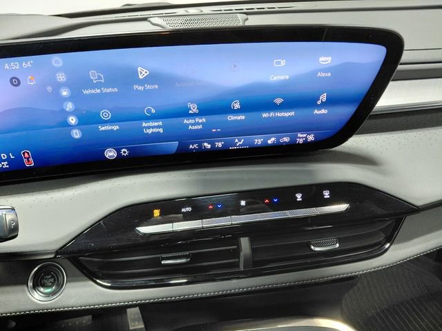 Used 2025 Buick Enclave Avenir AWD/4WD image 37