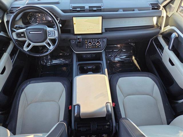 Used 2023 Land Rover Defender 110 X-Dynamic SE image 16