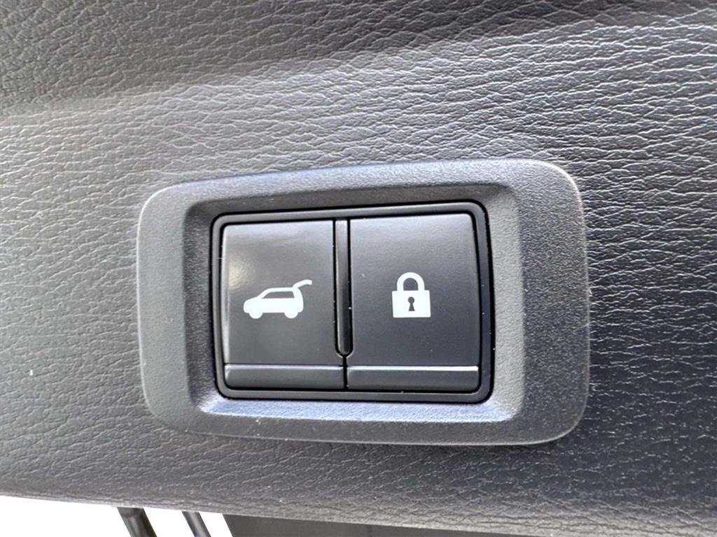 Used 2023 Mitsubishi Outlander SEL image 11