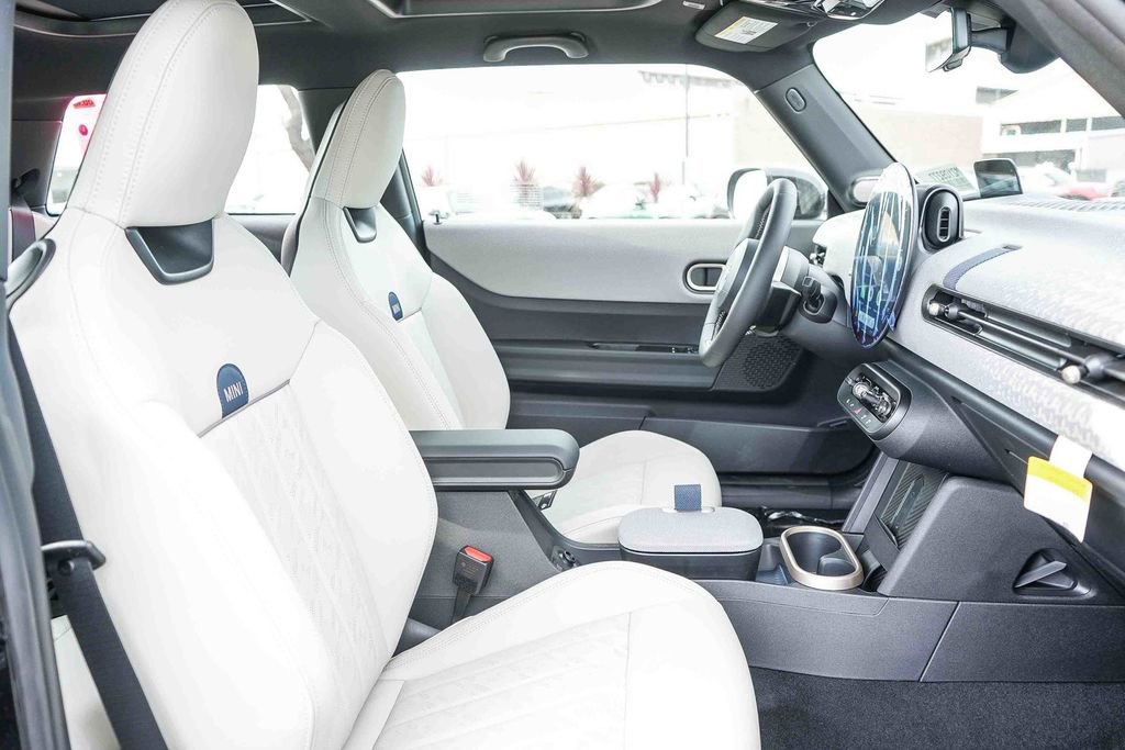 New 2026 MINI Cooper 2-Door Hardtop image 15