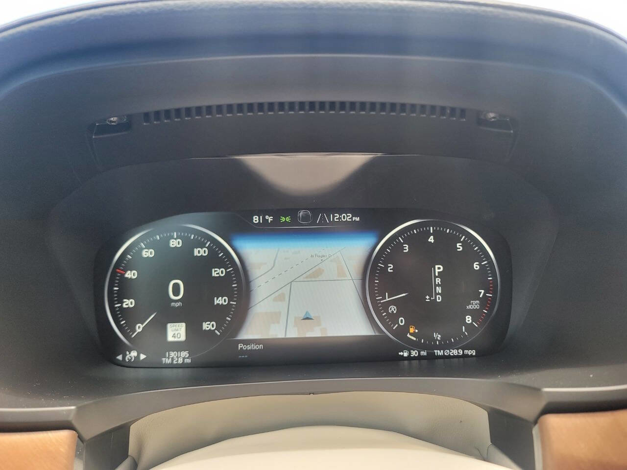 Used 2017 Volvo S90 T5 Inscription w/ Vision Package FWD image 19