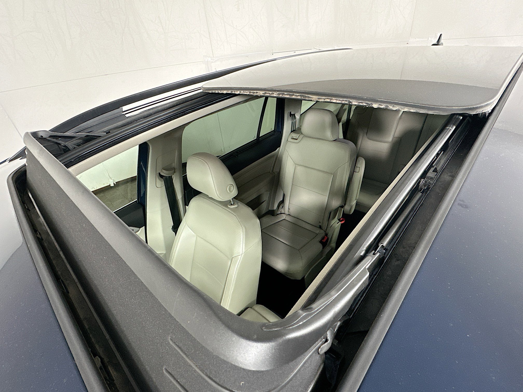 Certified 2022 Volkswagen Atlas SE image 21