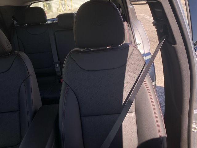 New 2027 Chevrolet Bolt RS w/ Technology Package FWD image 33