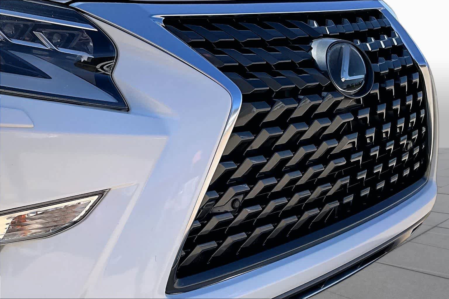 Used 2020 Lexus GX 460 Premium w/ Premium Package AWD/4WD image 29