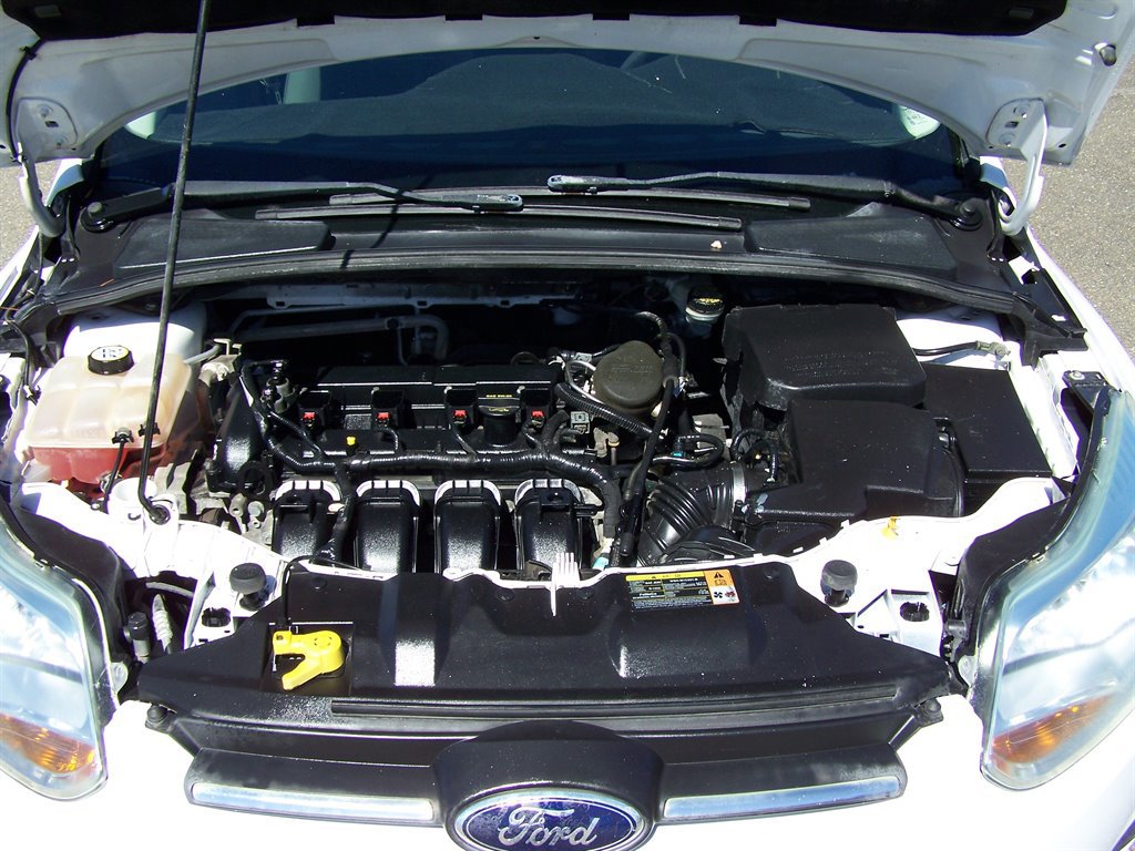 Used 2013 Ford Focus S image 40