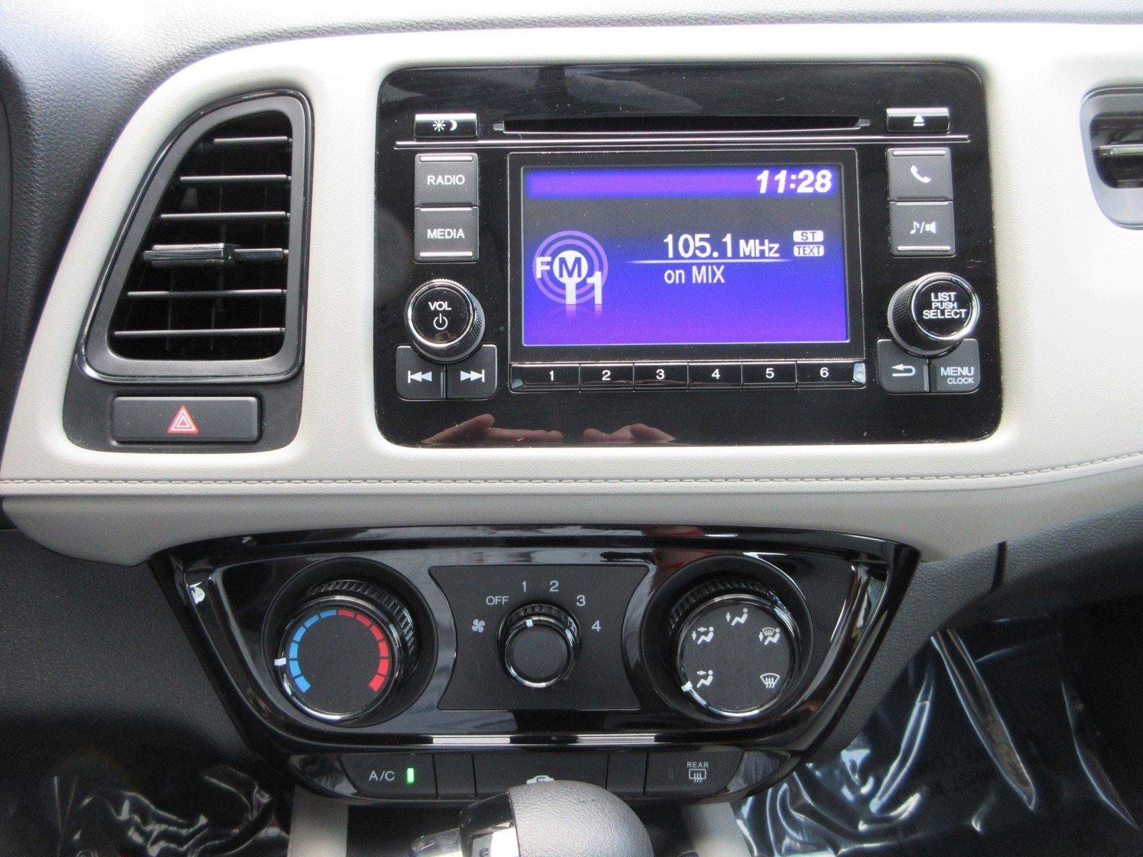 Used 2021 Honda HR-V LX image 35