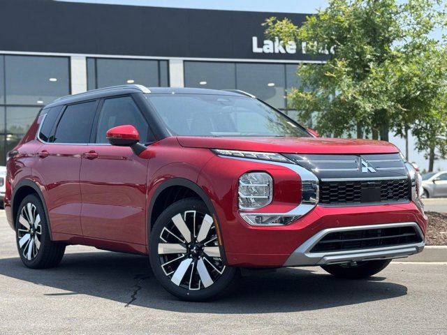 New 2025 Mitsubishi Outlander SEL