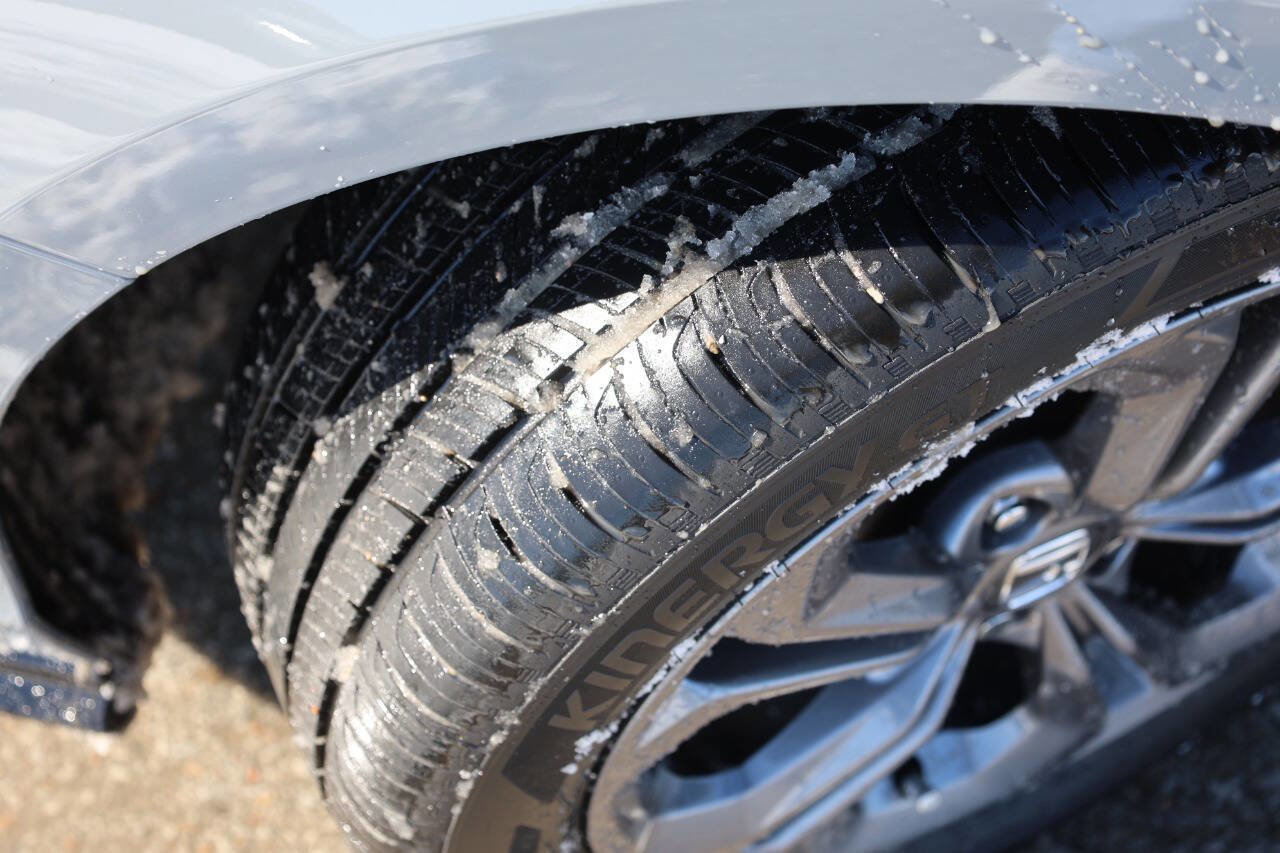 Used 2024 Honda Accord EX-L image 25