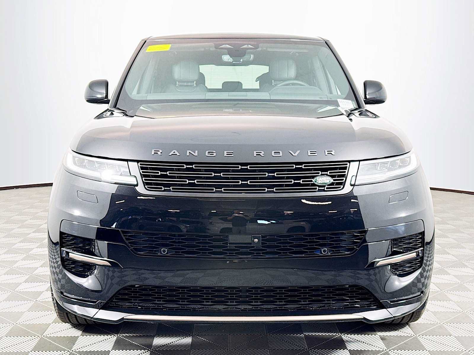 New 2026 Land Rover Range Rover Sport Dynamic SE AWD/4WD image 2
