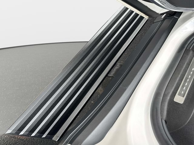 Certified 2024 Cadillac Escalade Sport Platinum AWD/4WD image 11