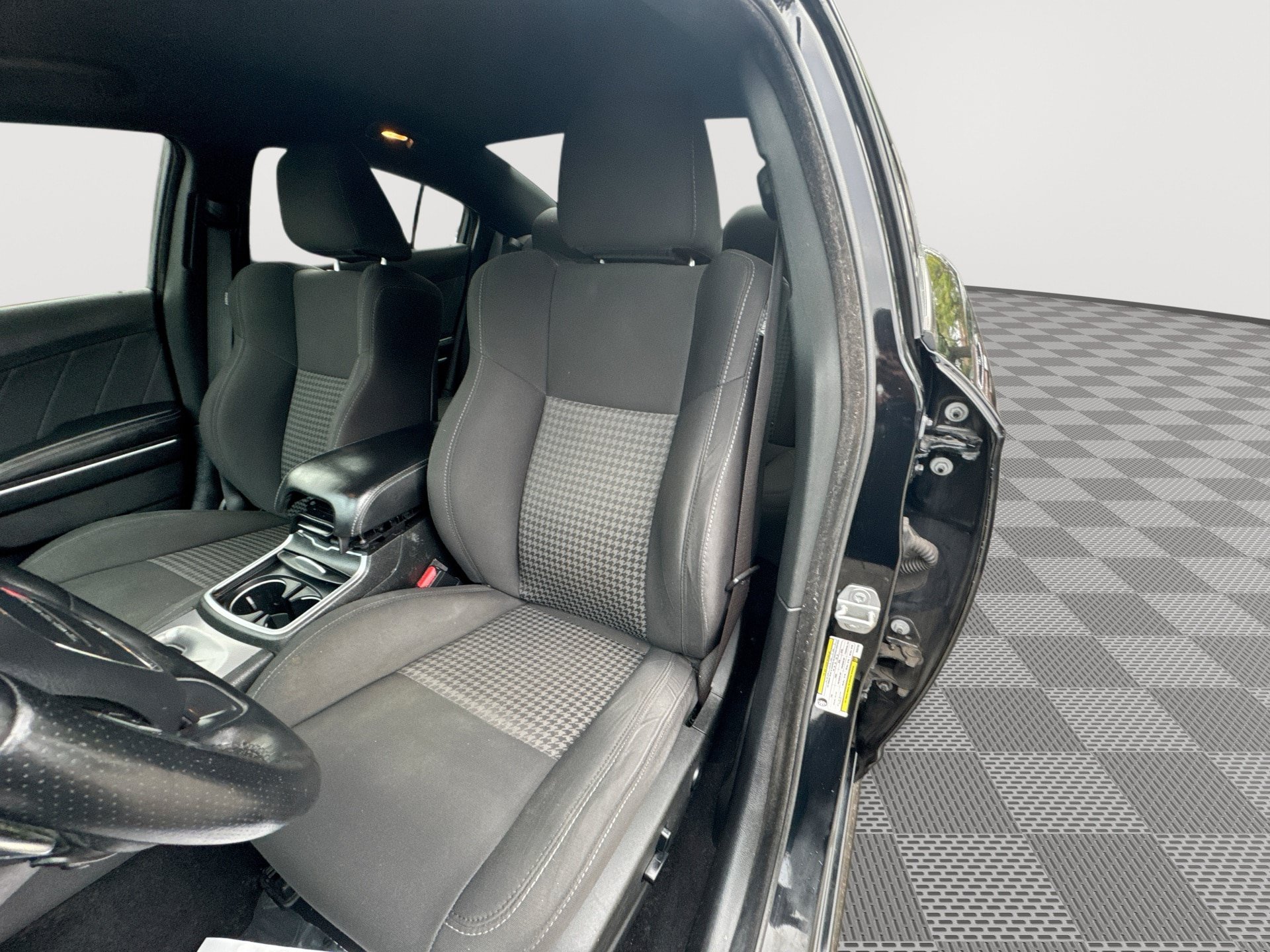 Used 2019 Dodge Charger GT RWD image 13