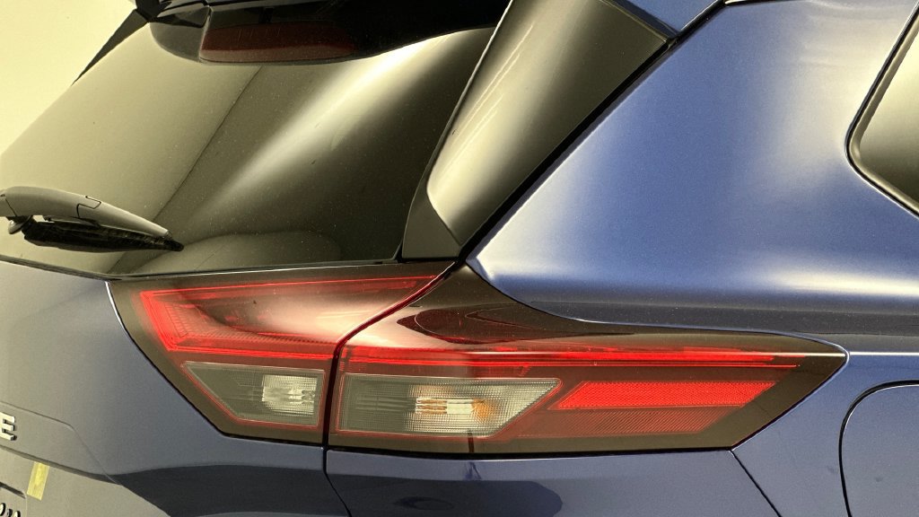 Certified 2023 Nissan Rogue Platinum AWD/4WD image 30