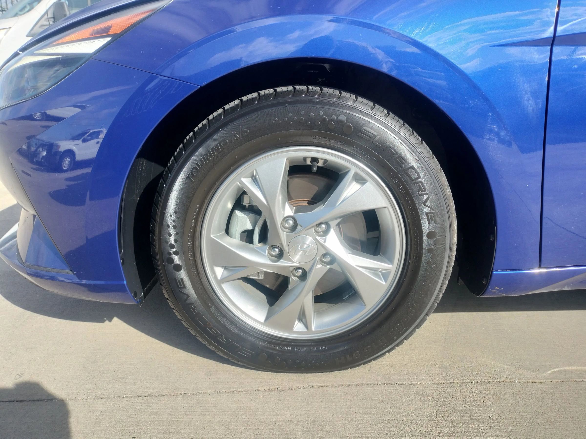 Used 2021 Hyundai Elantra SE image 15