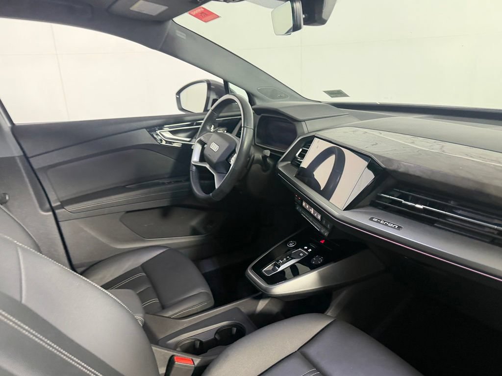 Used 2023 Audi Q4 e-tron Premium Plus w/ Premium Plus AWD/4WD image 31