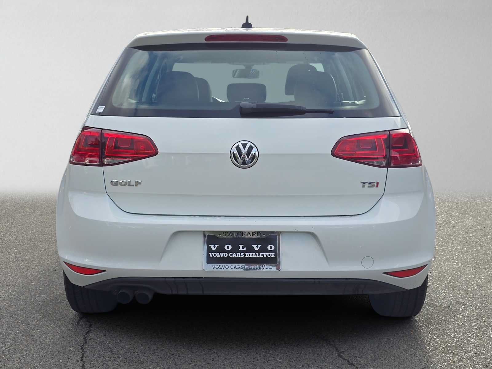 Used 2017 Volkswagen Golf Wolfsburg Edition FWD image 4