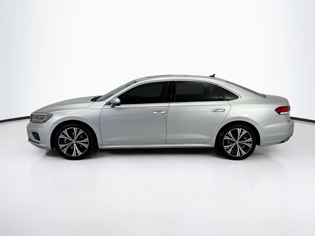 Used 2020 Volkswagen Passat 2.0T SEL FWD image 8