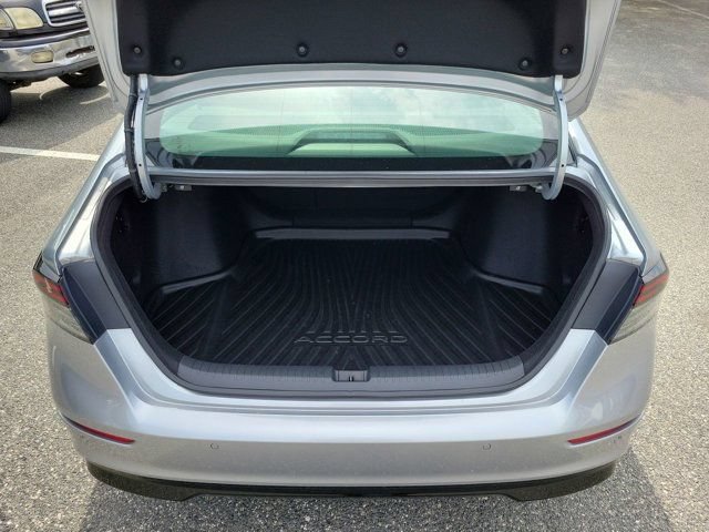 Used 2024 Honda Accord Touring image 19