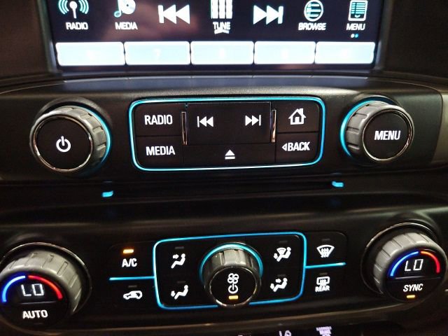 Used 2016 Chevrolet Silverado 2500 High Country w/ Duramax Plus Package image 27