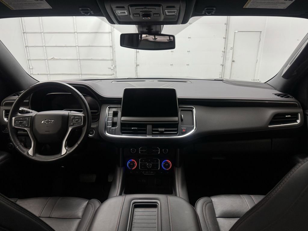 Used 2022 Chevrolet Suburban RST w/ Sport Performance Package image 13