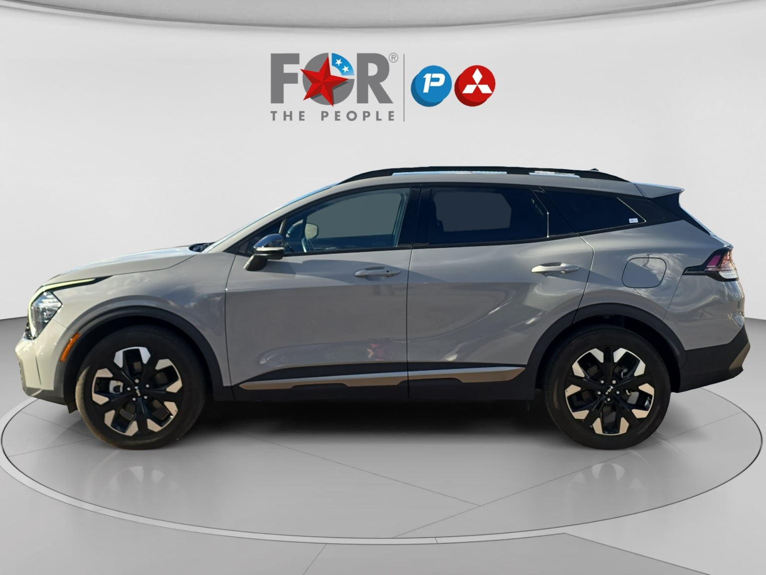 Used 2023 Kia Sportage X-Line w/ X-Line Premium Package AWD/4WD image 2