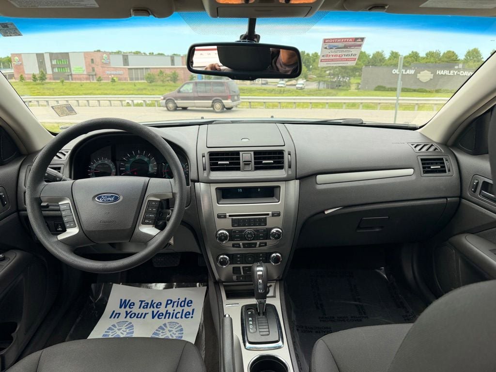 Used 2010 Ford Fusion SE FWD image 26