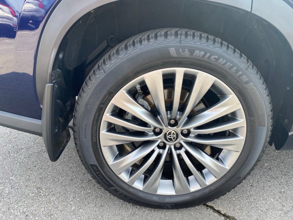 Used 2021 Toyota Highlander Platinum AWD/4WD image 9