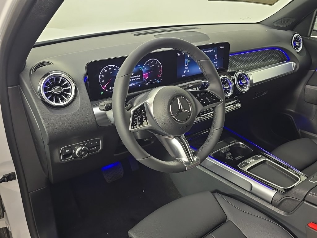 New 2026 Mercedes-Benz GLB 250 4MATIC image 4