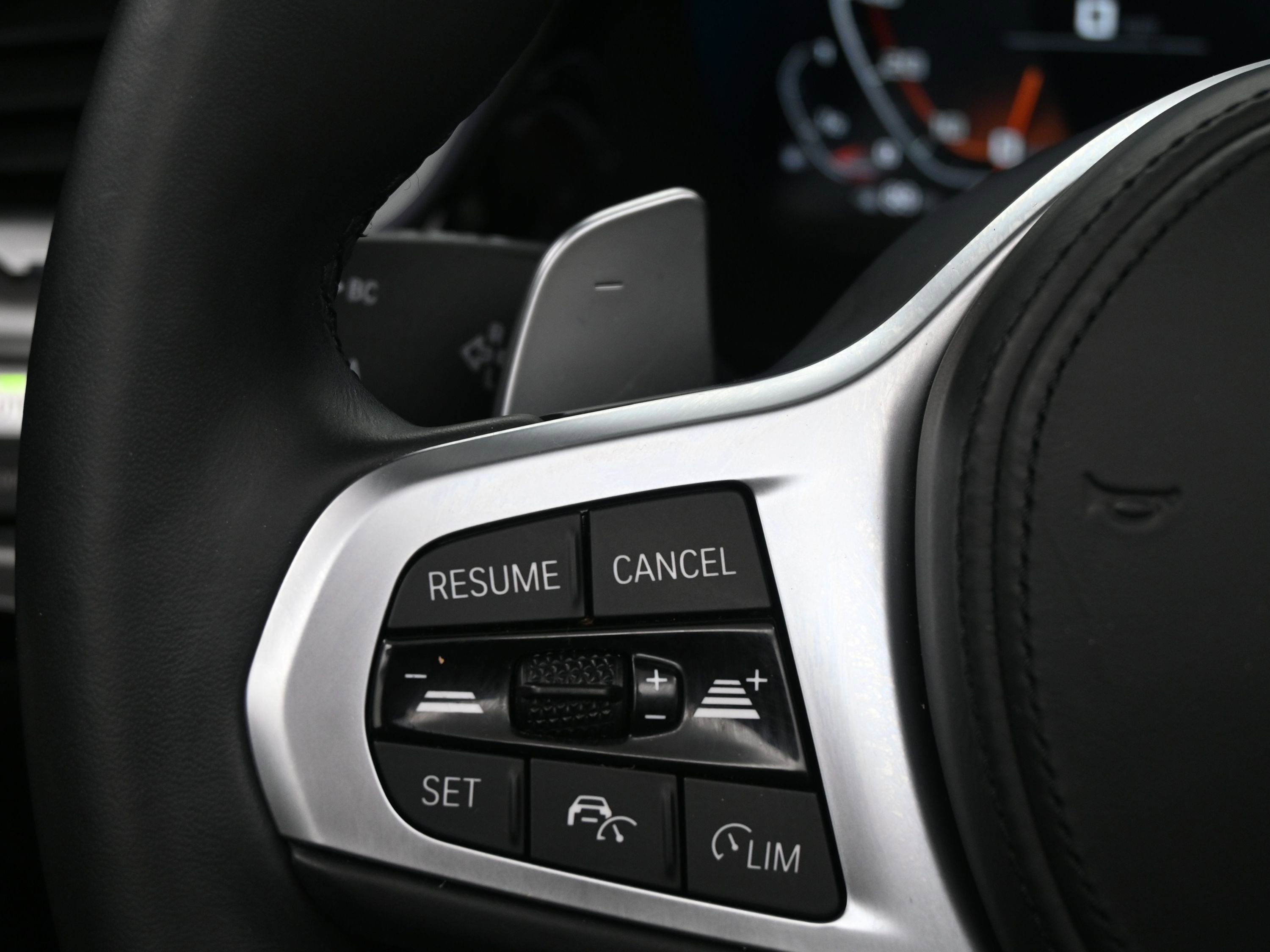 Used 2023 BMW Z4 M40i w/ Premium Package image 24