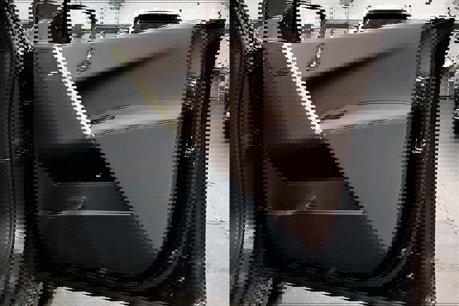 Used 2023 BMW iX xDrive50 w/ Ultimate Package 2 image 21