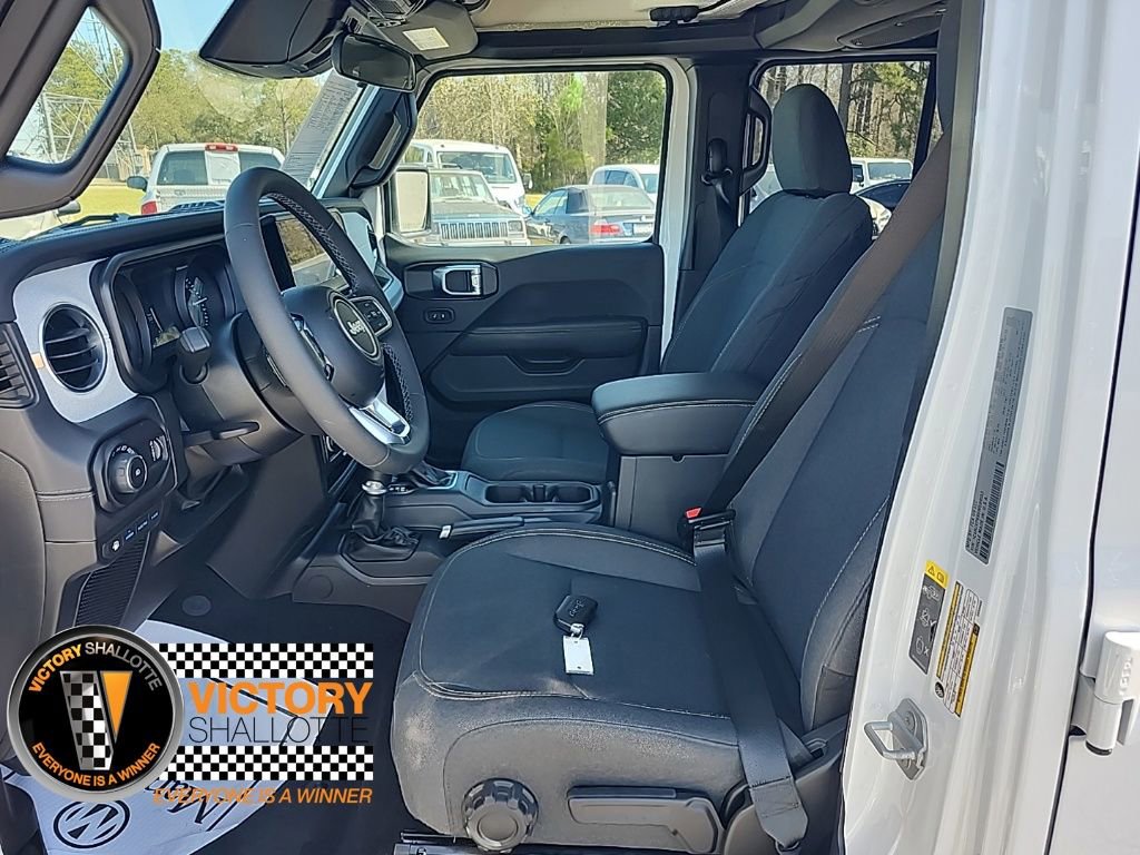 Used 2025 Jeep Wrangler Sahara 4xe w/ Safety Group image 20