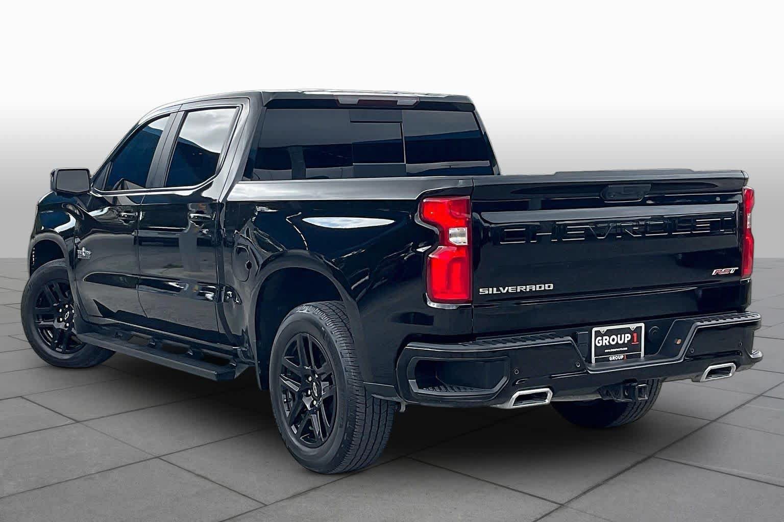 Used 2023 Chevrolet Silverado 1500 RST AWD/4WD image 12