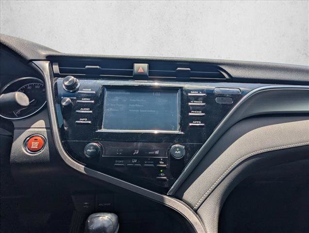 Used 2018 Toyota Camry SE w/ Moonroof Package FWD image 11