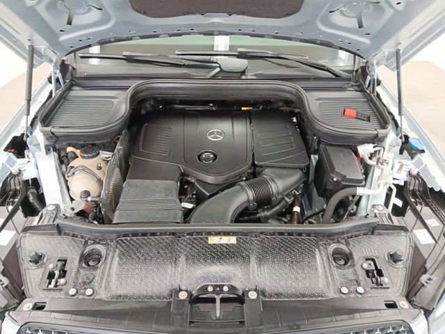 Used 2024 Mercedes-Benz GLE 350 4MATIC w/ AMG Line Exterior image 72