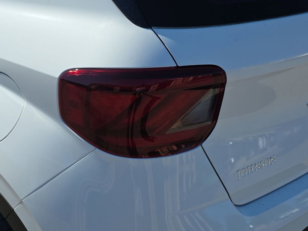 New 2025 Hyundai Venue Limited image 43