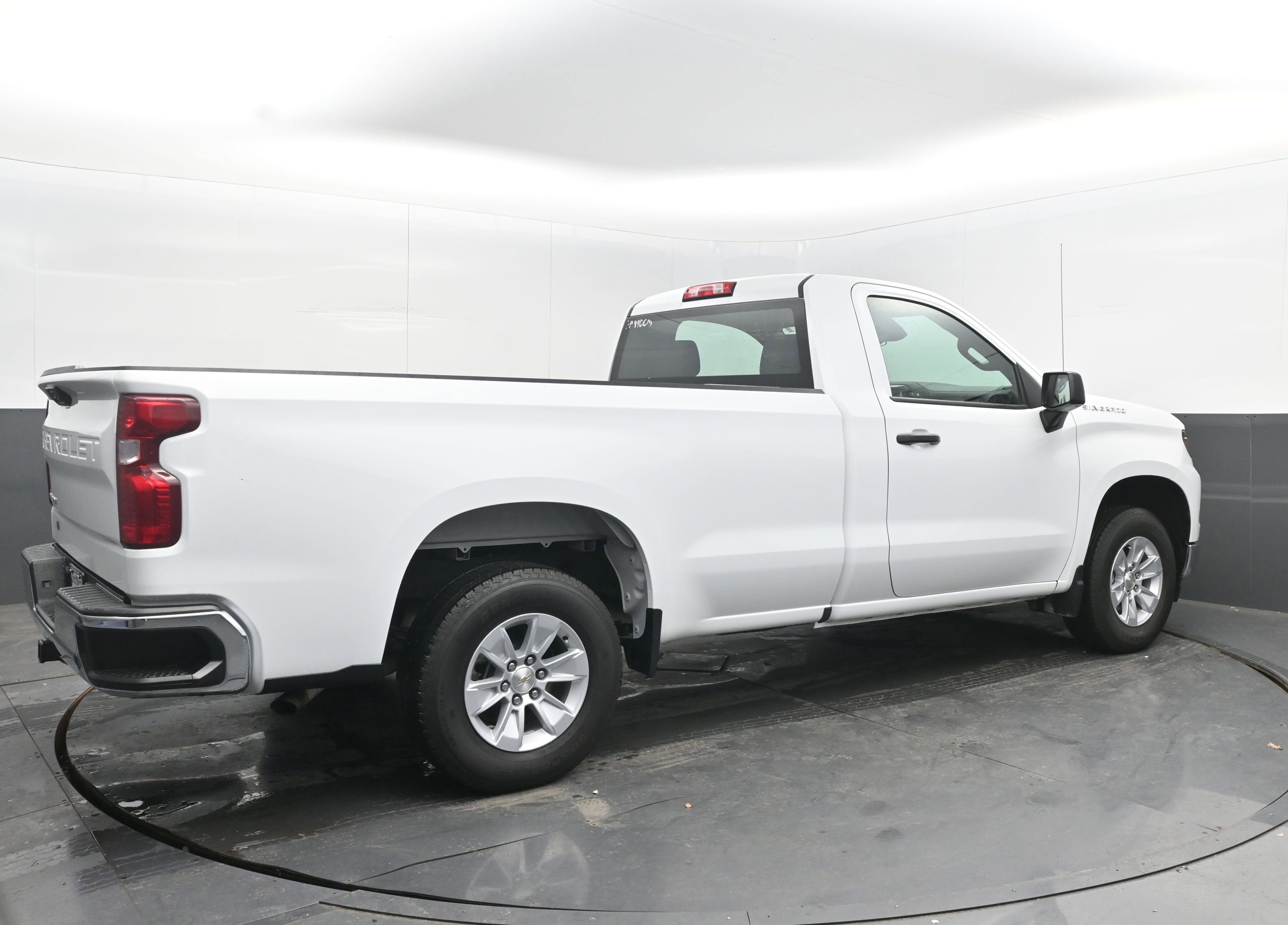 Certified 2024 Chevrolet Silverado 1500 W/T w/ WT Fleet Convenience Package image 9