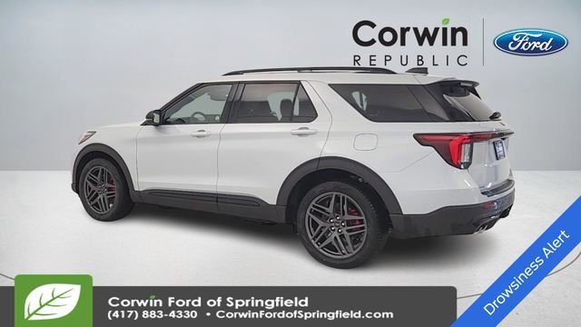 New 2026 Ford Explorer ST w/ Sun And Sound Package image 7