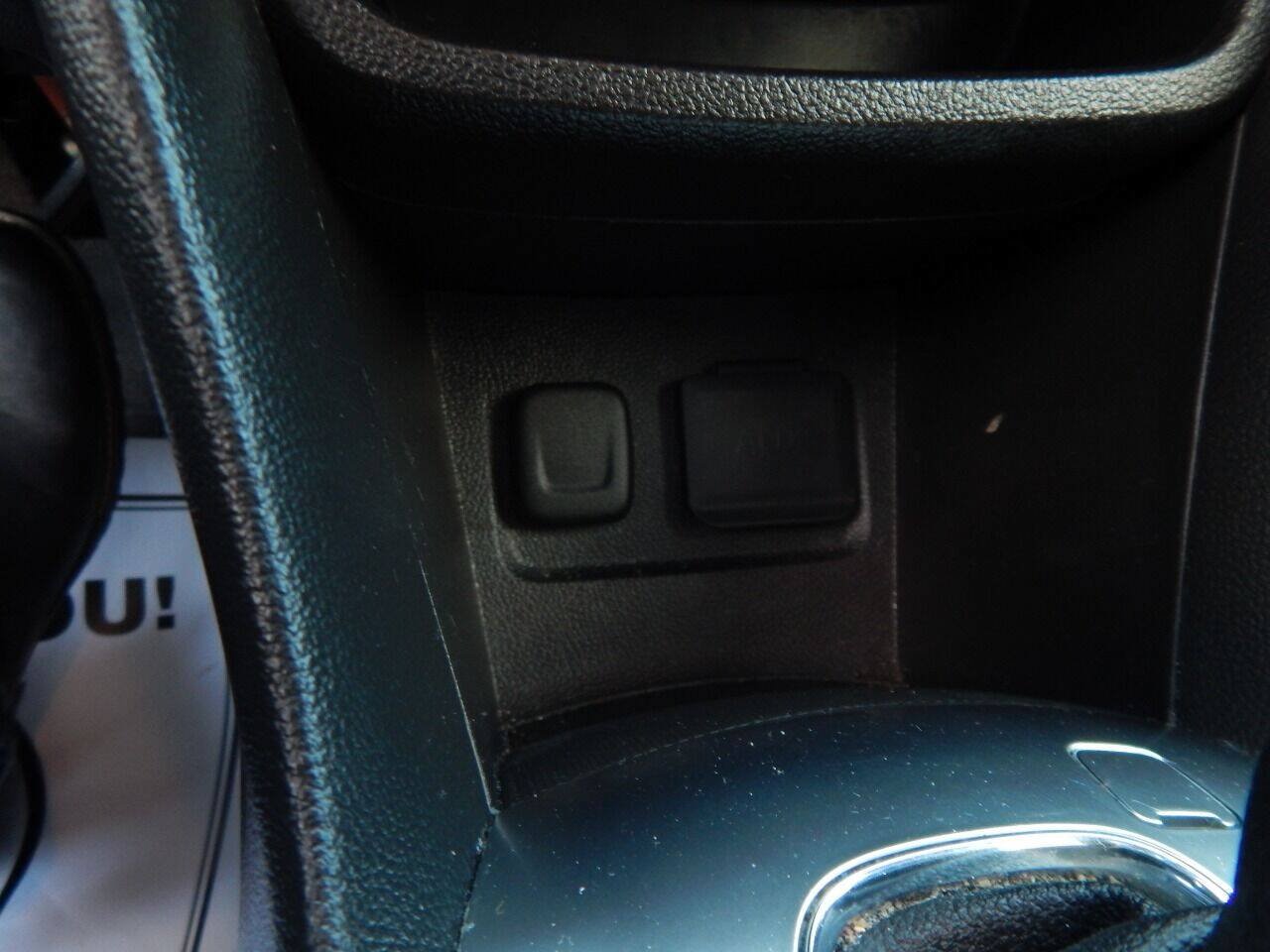 Used 2016 Buick Encore Convenience FWD image 30