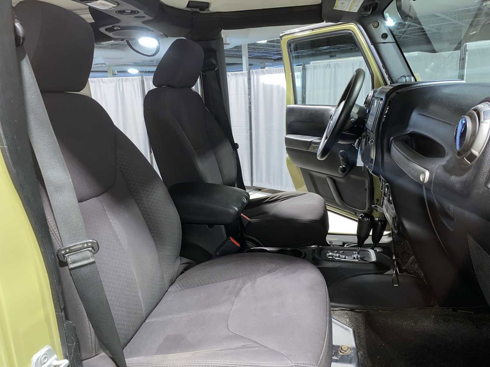 Used 2013 Jeep Wrangler Unlimited Sport image 14