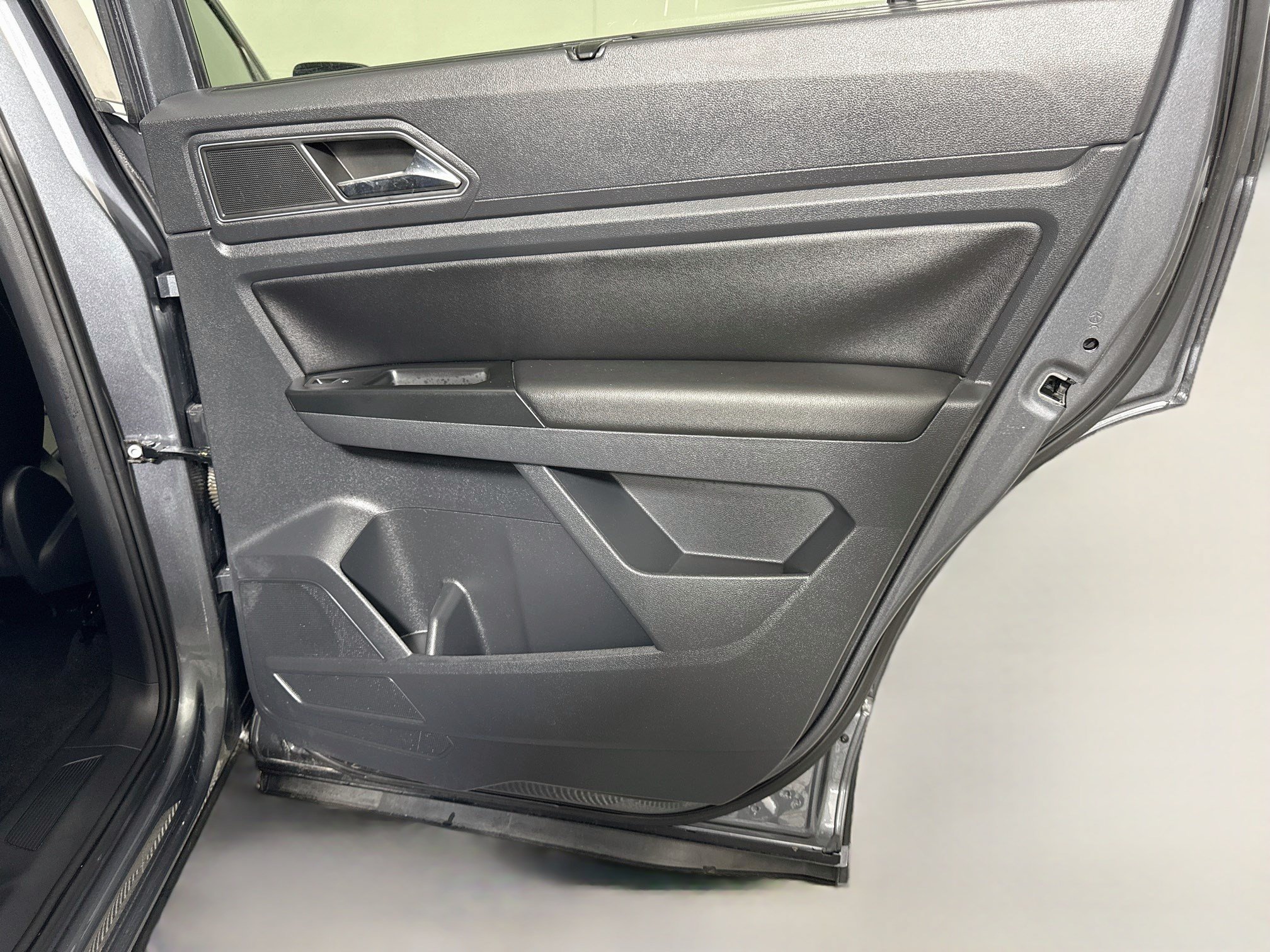 Used 2019 Volkswagen Atlas SEL AWD/4WD image 28