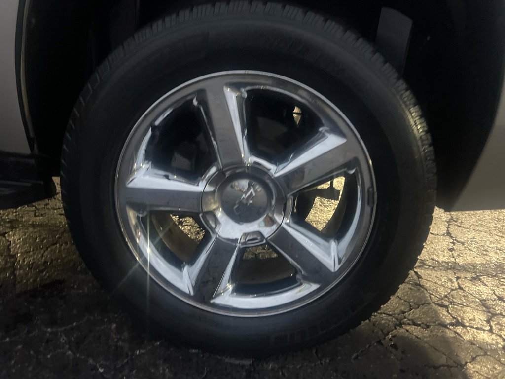 Used 2014 Chevrolet Tahoe LTZ image 41