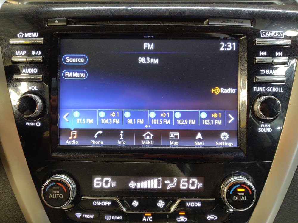 Used 2017 Nissan Murano Platinum w/ Platinum Technology Package AWD/4WD image 25