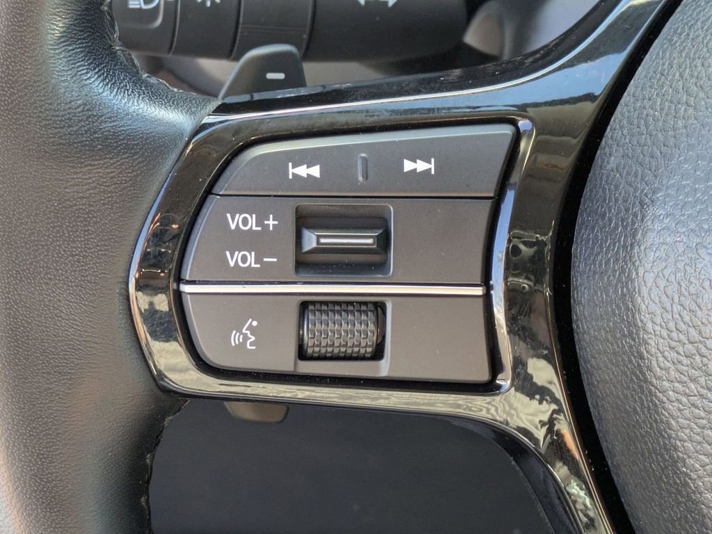 Certified 2023 Honda Pilot Elite image 9