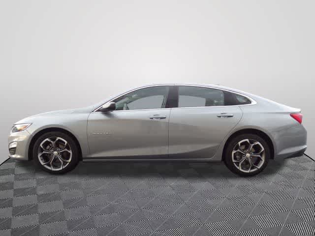 Used 2024 Chevrolet Malibu LT FWD image 2