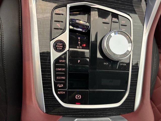 Certified 2024 BMW X6 xDrive40i w/ Executive Package AWD/4WD image 18