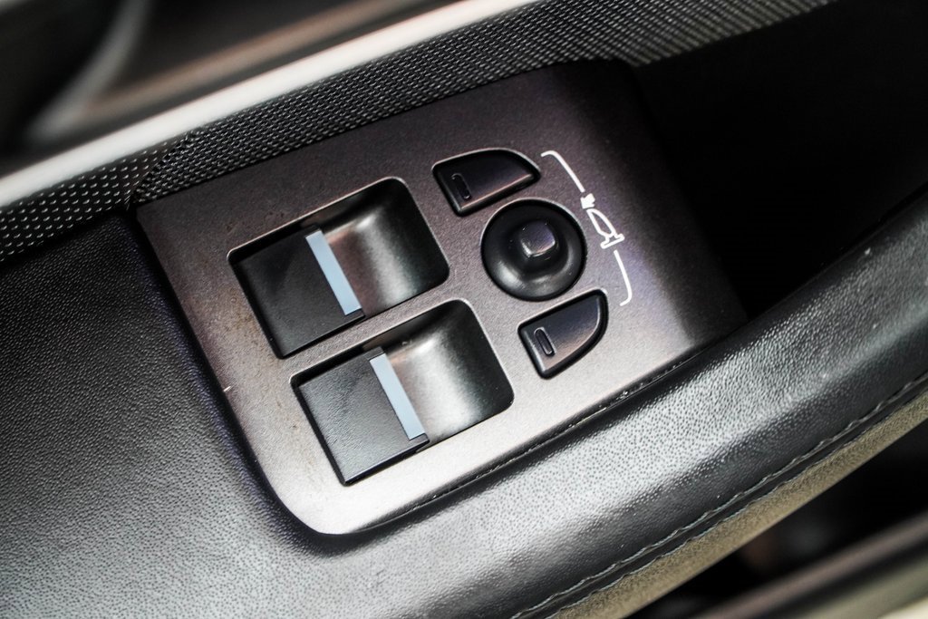 Used 2021 Jaguar F-TYPE R-Dynamic image 39