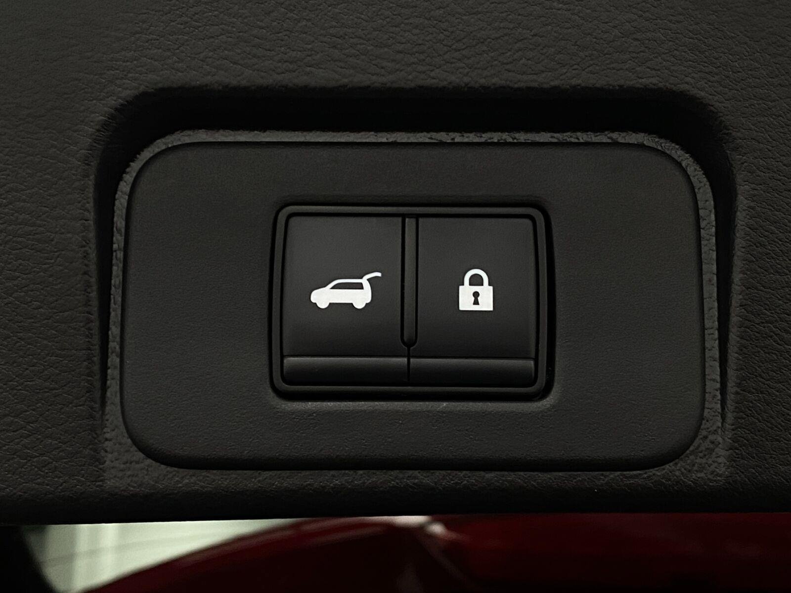 Certified 2023 Nissan Rogue SL AWD/4WD image 6