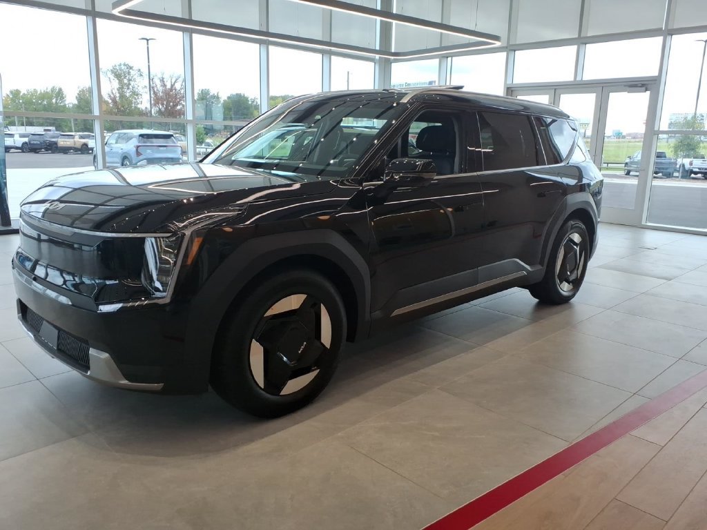 New 2026 Kia EV9 Wind AWD/4WD image 4