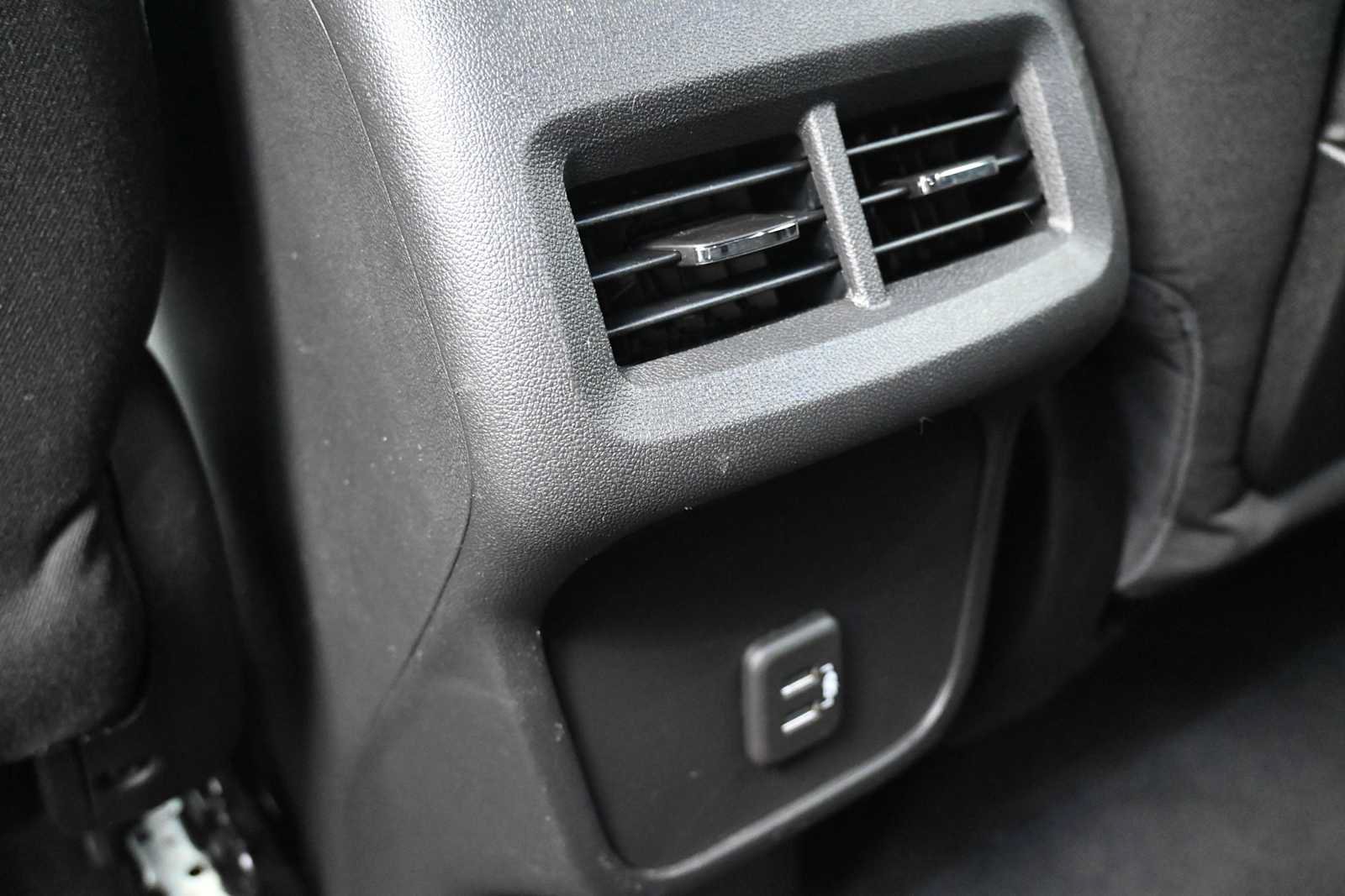 Used 2020 GMC Terrain SLE w/ Driver Convenience Package AWD/4WD image 20