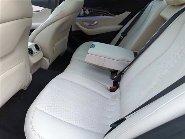 Used 2017 Mercedes-Benz E 300 image 12